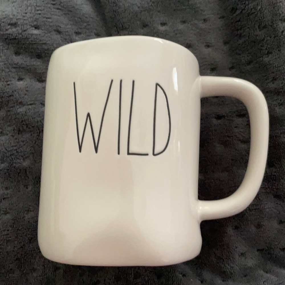 NWT Rae Dunn “wild” Mug